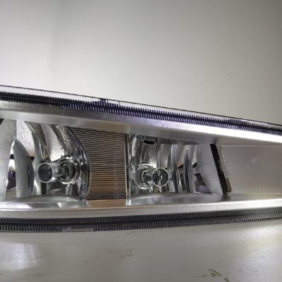 Volvo sumu/kaarrevalo 84186281, oikea