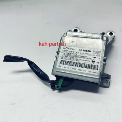 Mercedes-Benz airbagin ohjainlaite A0004461142