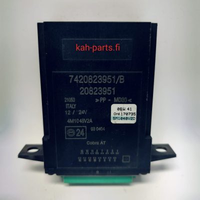 Volvo keskuslukituksen ohjainyksikkö 20823951