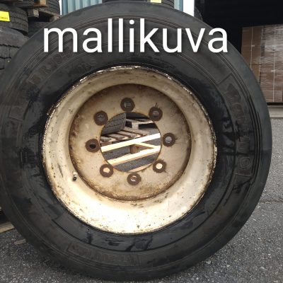 Käytetty rengas 445/45R19.5 8-pulttisella vanteella