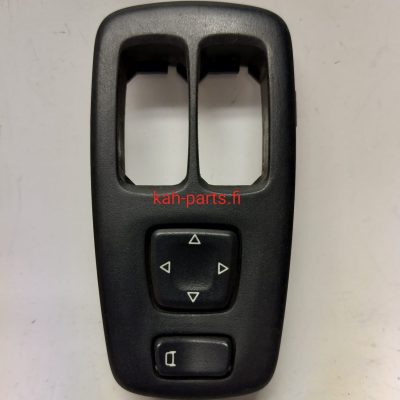 Scania oviverhoilun kytkinpaneeli 1445793