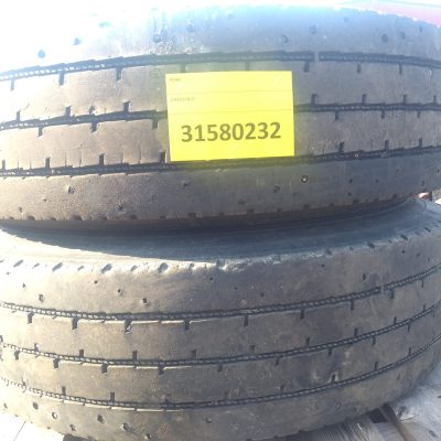 Käytetyt pinnoittamattomat renkaat vanteineen 315/80 R22,5  2kpl