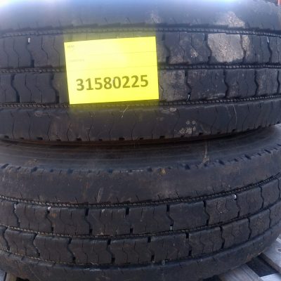 Käytetyt pinnoittamattomat renkaat vanteineen 315/80 R22,5  2kpl
