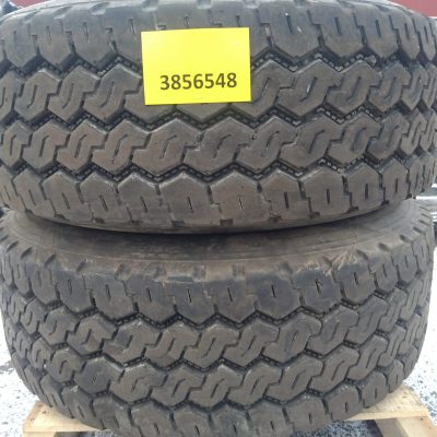 Käytetyt pinnoittamattomat renkaat vanteineen 385/65 R22,5. 2kpl