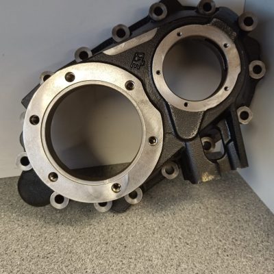 Uusi vetopyörästön etukotelo RB660 74.17.1113