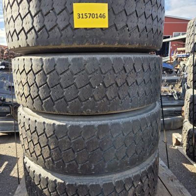 Käytetyt pinnoitetut renkaat vanteineen 315/70R 22,5 4kpl