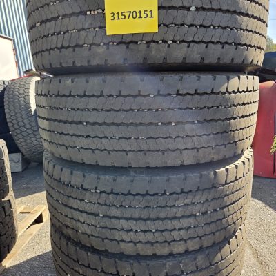 Käytetyt pinnoittamattomat renkaat vanteineen 315/70R 22,5 4kpl