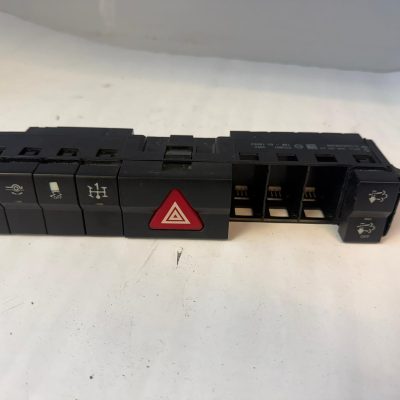 Mercedes-Benz kytkinpaneeli A9604460823