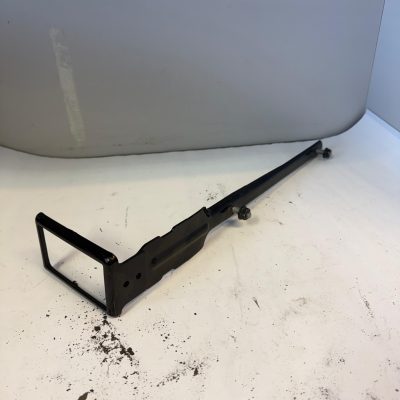 Volvo sivuvilkun kiinnike