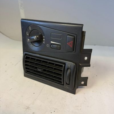 Volvo ajovalojen kytkinpaneeli + ilmasuutin