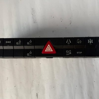 Mercedes-Benz kytkinpaneeli A9605400346