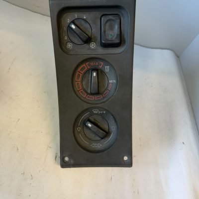 Scania lämmönsäätöpaneeli 1357976
