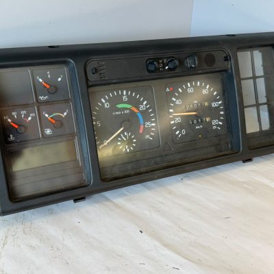 Volvo mittaristo 2599070568