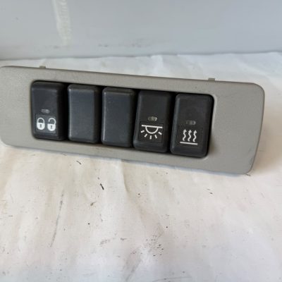 Volvo katkaisinpaneeli 20372024