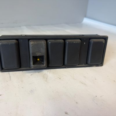Volvo kytkinpaneeli 1062756