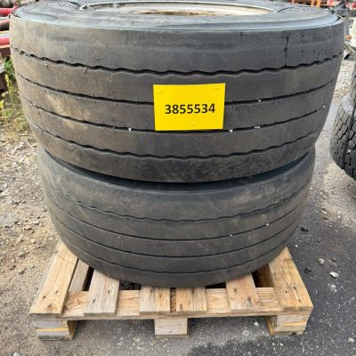 Käytetyt pinnoittamattomat renkaat vanteineen 385/55 R22.5
