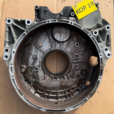 Volvo vauhtipyörän kotelo D11K