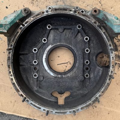 Volvo vauhtipyörän kotelo