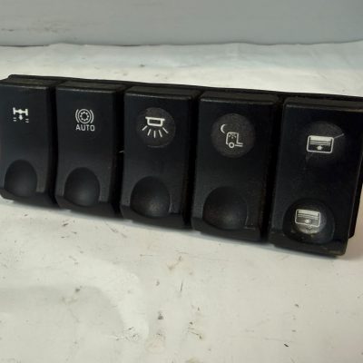 Renault kytkinpaneeli 5010232158