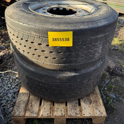 Käytetyt pinnoittamattomat renkaat vanteineen 385/55 R22.5